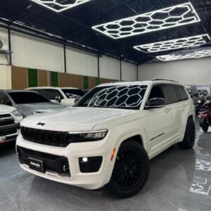🚙 JEEP GRAND CHEROKEE OVERLAND 4x4 – 2023 🇦🇪✨