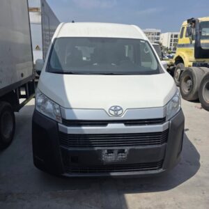🚐 TOYOTA HIACE HIGH ROOF – 2022 🇦🇪✨