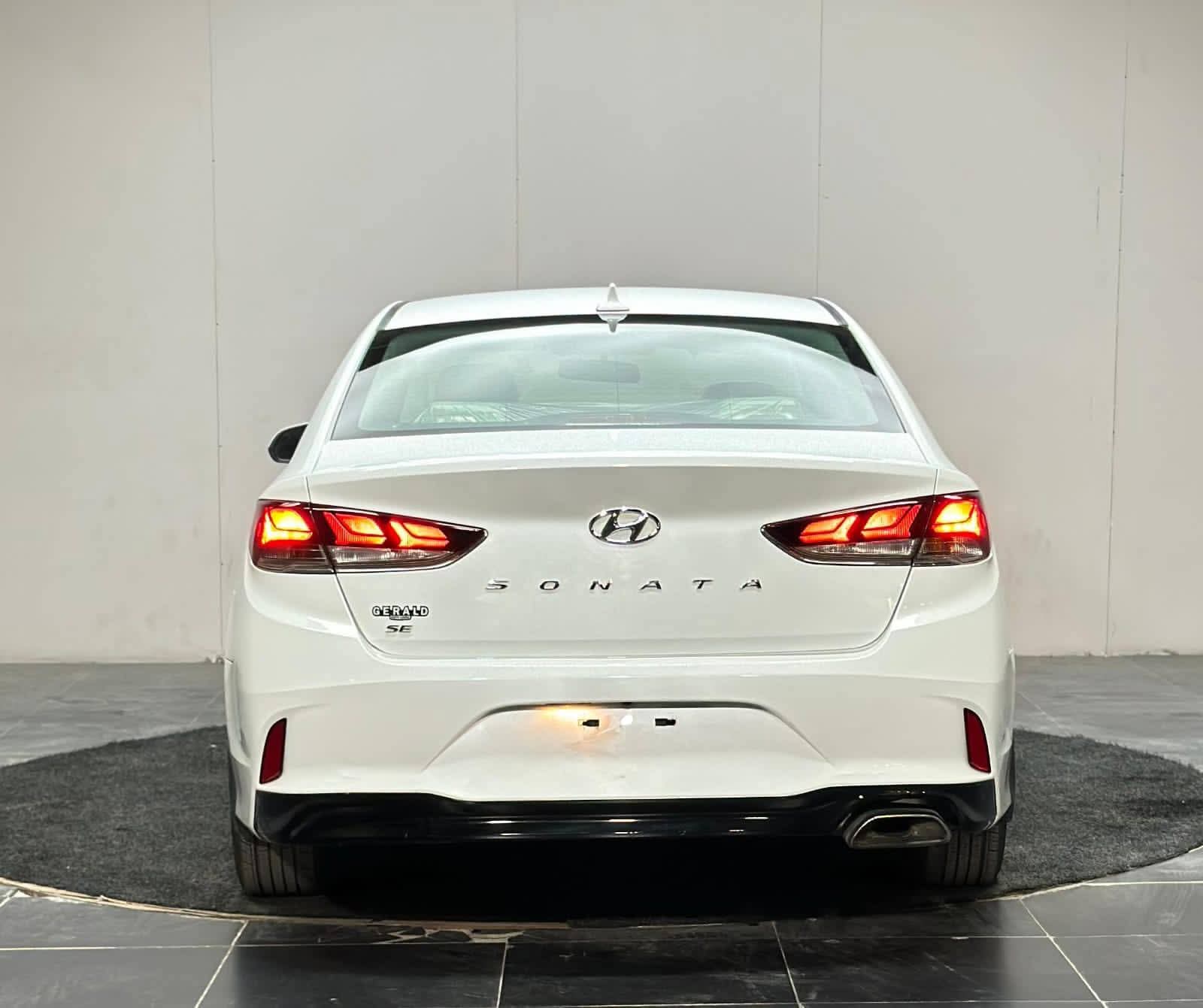 🚘 HYUNDAI SONATA SE – 2018 🇦🇪✨ – Image 5