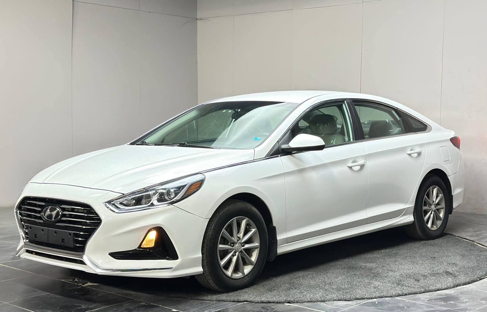 🚘 HYUNDAI SONATA SE – 2018 🇦🇪✨ – Image 7