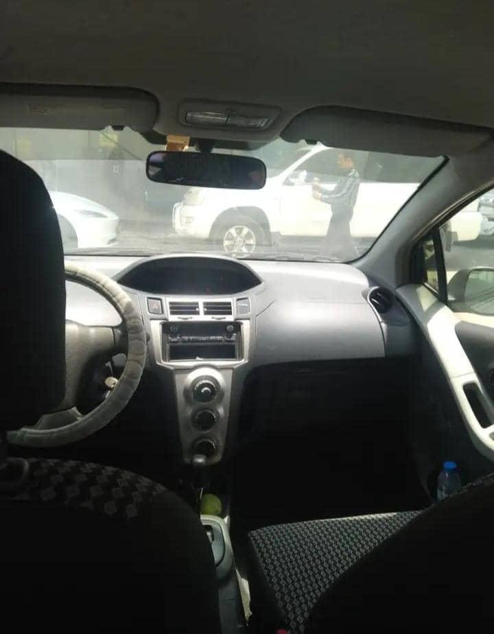 🚗🔥 TOYOTA YARIS 2008 À VENDRE 🔥 – Image 5