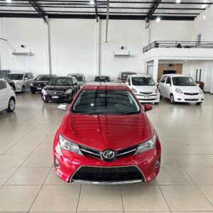 🚘 TOYOTA AURIS – 2014 🇦🇪✨