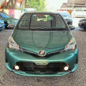 🚘 TOYOTA VITZ 2015 🚘