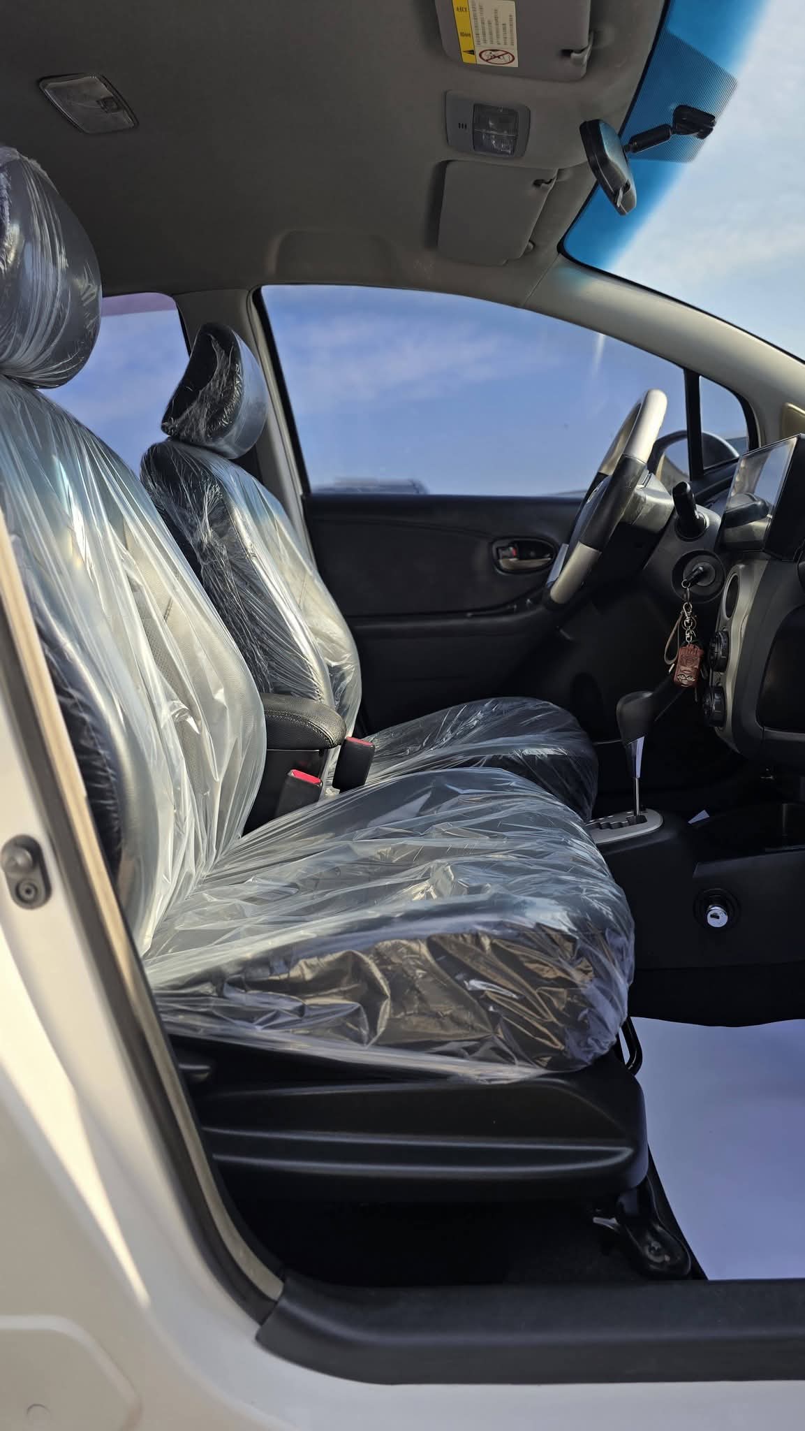 🚘✨ TOYOTA YARIS 2010✨🚘 – Image 4