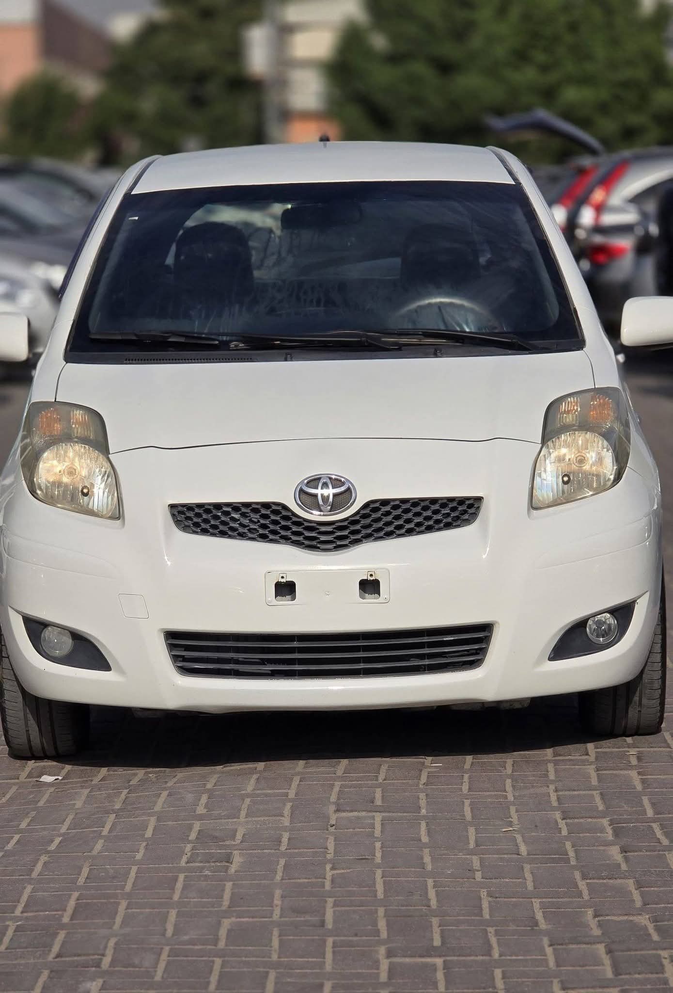🚘✨ TOYOTA YARIS 2010✨🚘